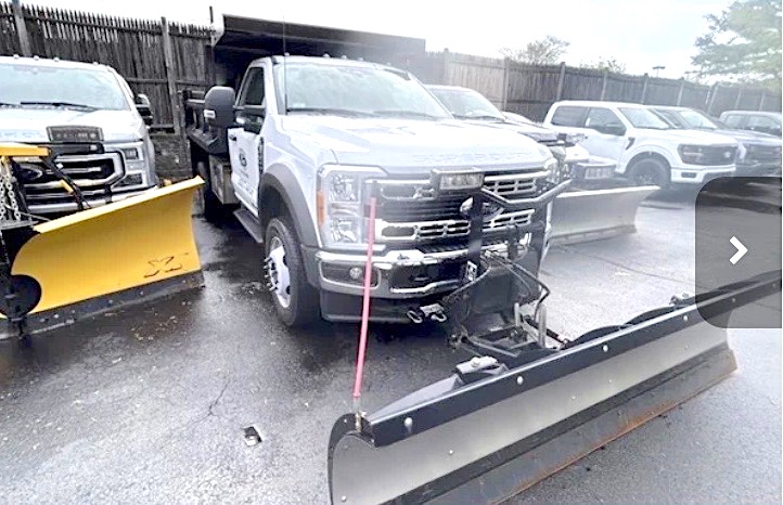 2023 FORD F450 DUMP.
