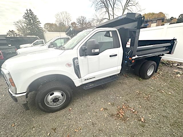 2024 FORD F350 DUMP