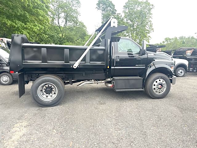 2025 FORD F750 DUMP