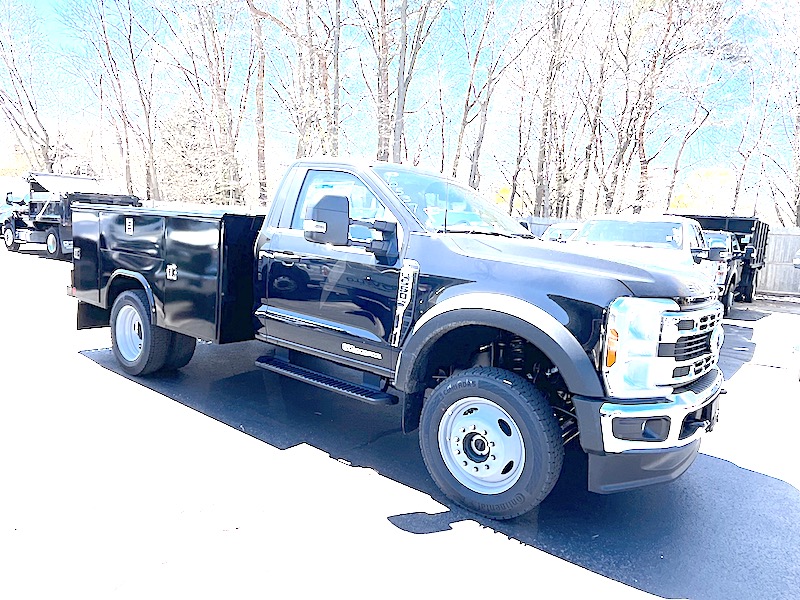2024 FORD F550 UTILITY.