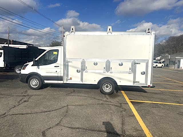 2025 T350 HD UTILITY VAN
