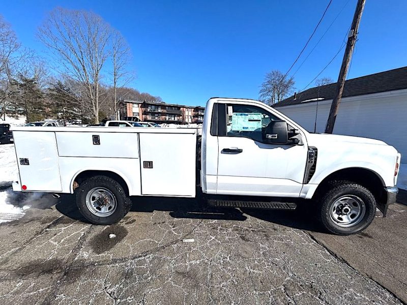2026 F350 UTILITY