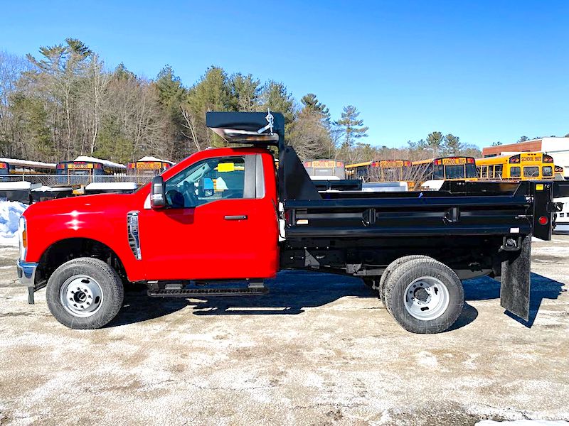 2026 FORD F350 DUMP
