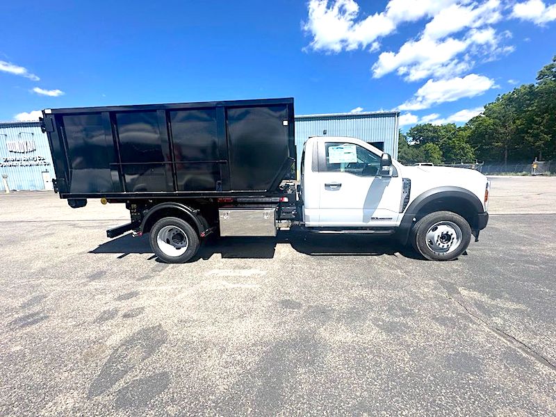 2026 F550 HOOK LIFT.