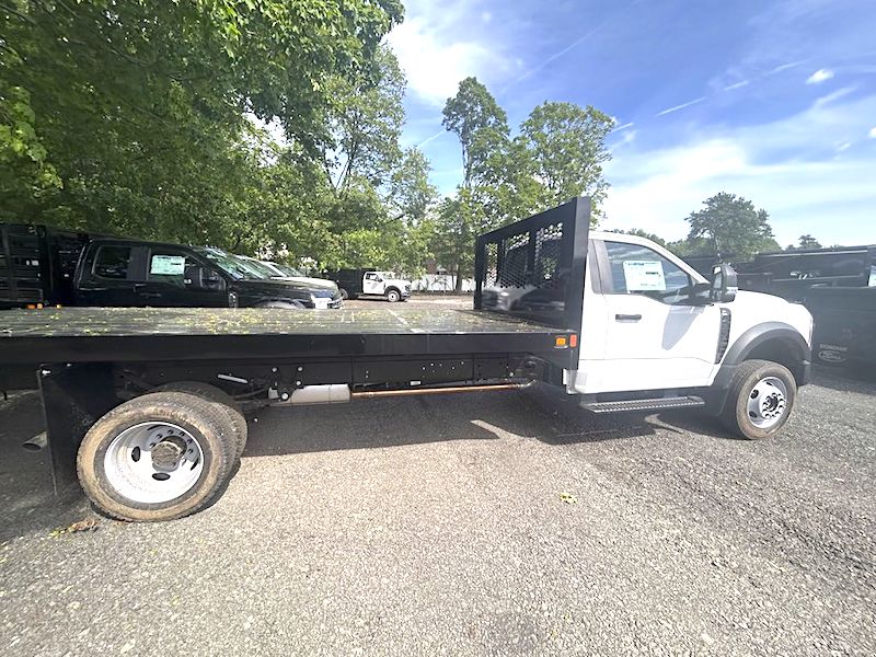2025 FORD F450 FLATBED 2025 FORD F450 FLATBED